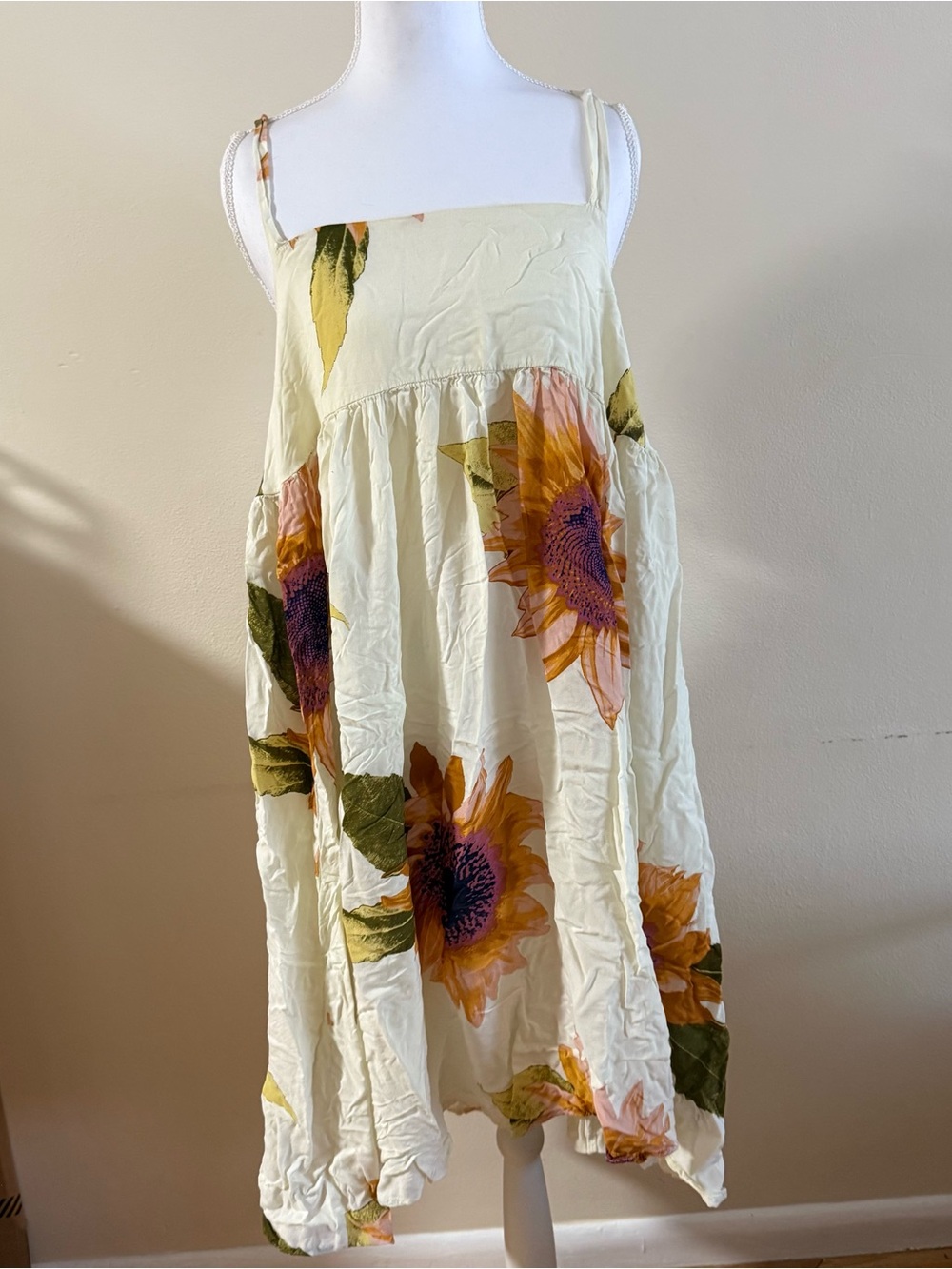 Urban Outfitters Kimchi blue sunflower fleur babydoll midi dress size S